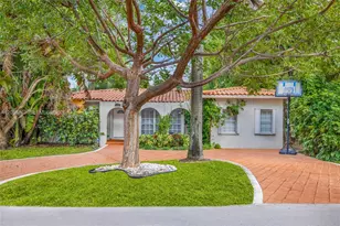 7711 Coquina Dr, North Bay Village, FL 33141 - Photo 1