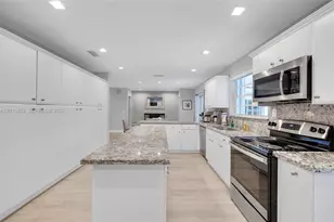 7711 Coquina Dr, North Bay Village, FL 33141 - Photo 9