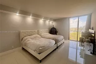 19355 Turnberry Way, Aventura, FL 33180 - Photo 9