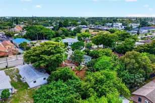 2437 NW 20th St, Fort Lauderdale, FL 33311 - Photo 47