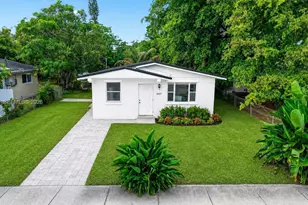 2437 NW 20th St, Fort Lauderdale, FL 33311 - Photo 1