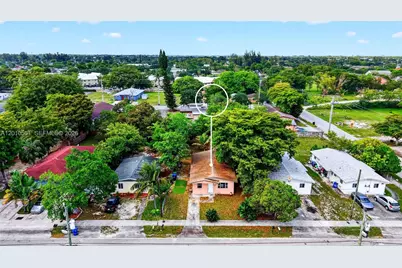 2437 NW 20th St, Fort Lauderdale, FL 33311 - Photo 45