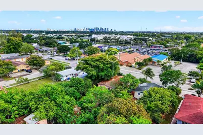 2437 NW 20th St, Fort Lauderdale, FL 33311 - Photo 49