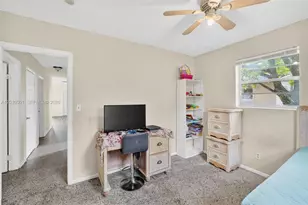 2437 NW 20th St, Fort Lauderdale, FL 33311 - Photo 25