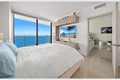 460 NE 28th St #2405, Miami, FL 33137 - Photo 9