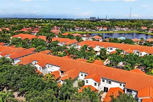 1581 Yellowheart Way, Hollywood, FL 33019 - Photo 53