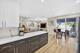 1581 Yellowheart Way, Hollywood, FL 33019 - Photo 19