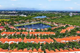 1581 Yellowheart Way, Hollywood, FL 33019 - Photo 55