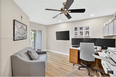1581 Yellowheart Way, Hollywood, FL 33019 - Photo 35