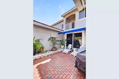 1581 Yellowheart Way, Hollywood, FL 33019 - Photo 45
