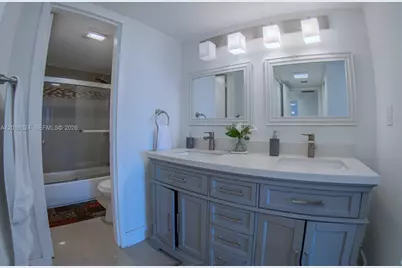 20100 W Country Club Dr #504, Aventura, FL 33180 - Photo 15