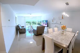 20100 W Country Club Dr, Aventura, FL 33180 - Photo 3
