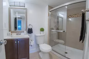 20100 W Country Club Dr, Aventura, FL 33180 - Photo 11