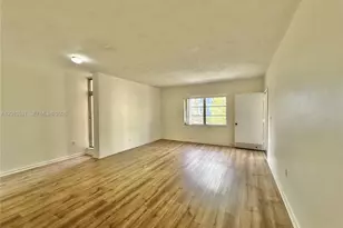 9175 SW 77th Ave, Miami, FL 33156 - Photo 11