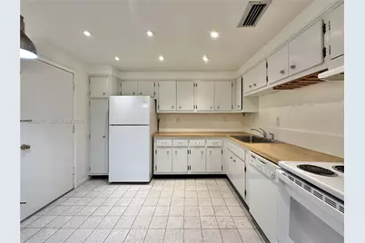 9175 SW 77th Ave #206, Miami, FL 33156 - Photo 7