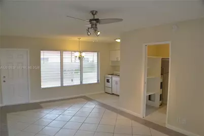 1028 NE 16th Ter #2, Fort Lauderdale, FL 33304 - Photo 5