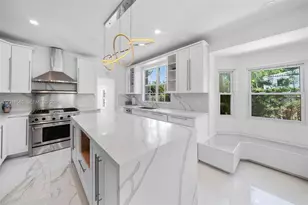 5824 Alton Rd, Miami Beach, FL 33140 - Photo 9