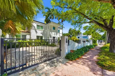 5824 Alton Rd, Miami Beach, FL 33140 - Photo 1