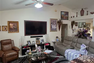 2637 SW Monterrey Ln, Port Saint Lucie, FL 34953 - Photo 5
