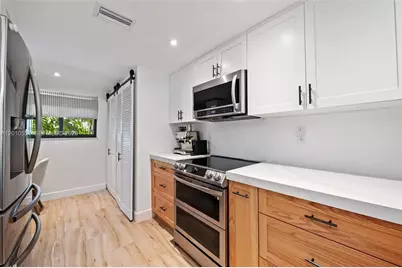 2600 Cardena St #11, Coral Gables, FL 33134 - Photo 3