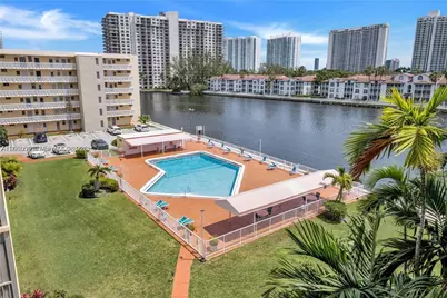 2999 Point East Dr #C101, Aventura, FL 33160 - Photo 11