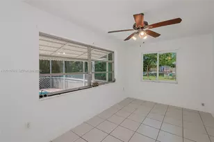 8690 NW 24th Pl, Sunrise, FL 33322 - Photo 15