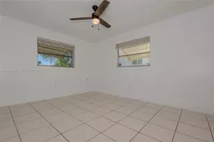 8690 NW 24th Pl, Sunrise, FL 33322 - Photo 21
