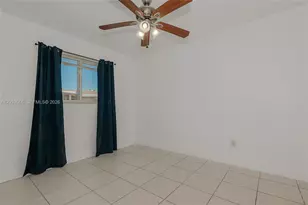 8690 NW 24th Pl, Sunrise, FL 33322 - Photo 9
