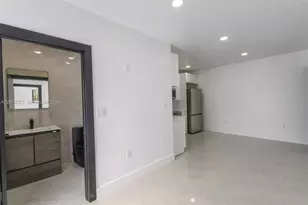 571 NW 152nd St, Miami, FL 33169 - Photo 7