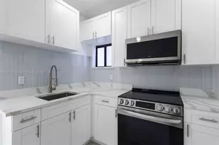571 NW 152nd St, Miami, FL 33169 - Photo 5