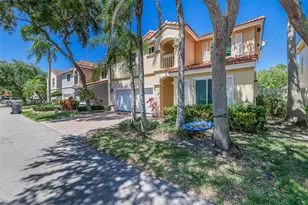 1065 Weeping Willow Way, Hollywood, FL 33019 - Photo 33