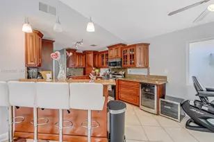 1065 Weeping Willow Way, Hollywood, FL 33019 - Photo 15