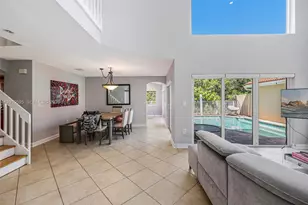 1065 Weeping Willow Way, Hollywood, FL 33019 - Photo 21