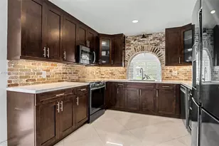 2081 Augusta, Weston, FL 33326 - Photo 3