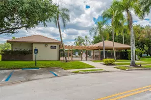 2081 Augusta, Weston, FL 33326 - Photo 47