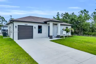 1201 E 7th St, Lehigh Acres, FL 33972 - Photo 5
