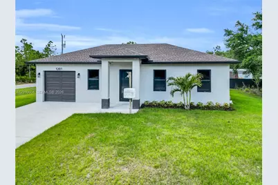 1201 E 7th St, Lehigh Acres, FL 33972 - Photo 3