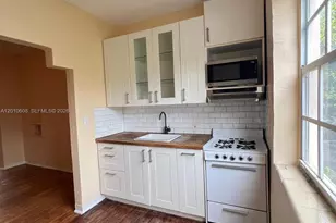 1309 Euclid Ave, Miami Beach, FL 33139 - Photo 17