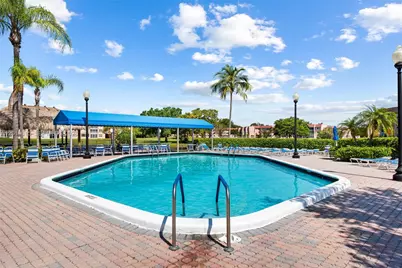 9421 Sunrise Lakes Blvd #208, Sunrise, FL 33322 - Photo 15