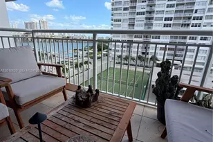 18061 Biscayne Blvd, Aventura, FL 33160 - Photo 11