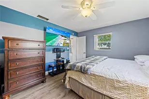 1831 Hiltonia Cir, West Palm Beach, FL 33407 - Photo 23