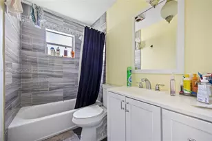 1831 Hiltonia Cir, West Palm Beach, FL 33407 - Photo 29