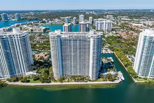 7000 Island Blvd, Aventura, FL 33160 - Photo 13