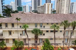 2600 Diana Dr, Hallandale Beach, FL 33009 - Photo 35