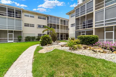 2600 Diana Dr #119, Hallandale Beach, FL 33009 - Photo 1