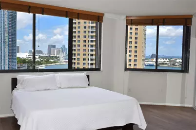 540 Brickell Key Dr #PH1812, Miami, FL 33131 - Photo 7