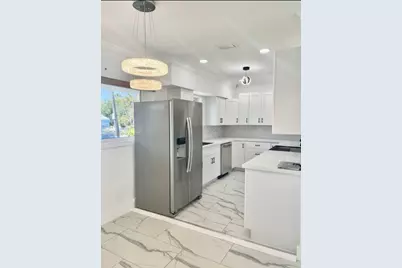 15925 NE 18th Ave, North Miami Beach, FL 33162 - Photo 55