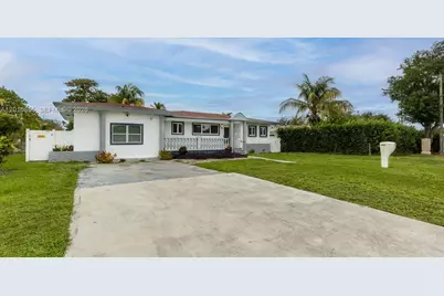 15925 NE 18th Ave, North Miami Beach, FL 33162 - Photo 5