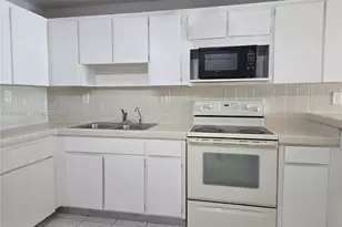 4670 W 13th Ln, Hialeah, FL 33012 - Photo 5
