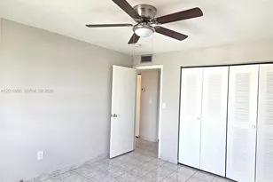 4670 W 13th Ln, Hialeah, FL 33012 - Photo 13